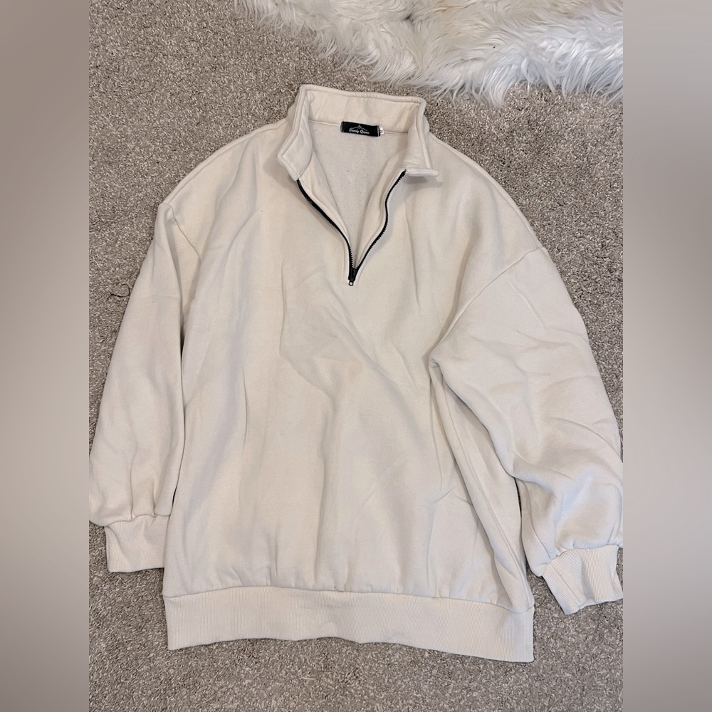 Oversized Pullover Sweatshirt